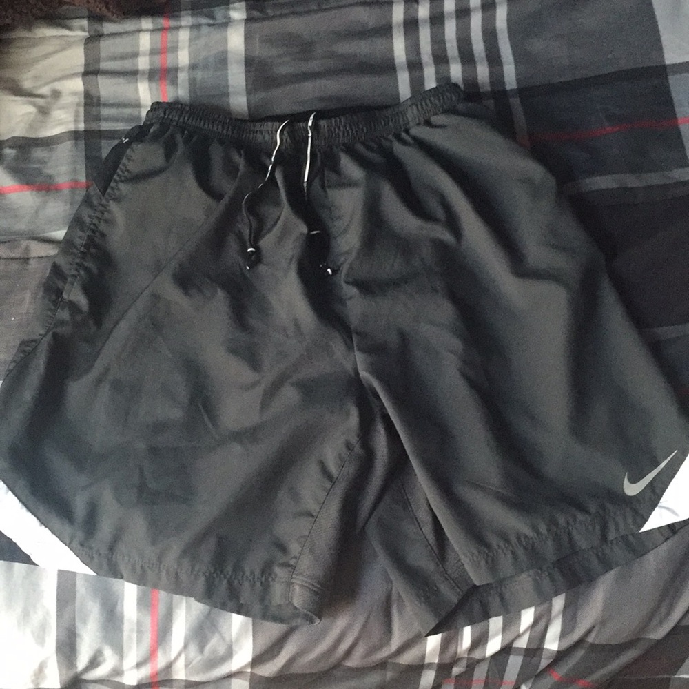men’s nike running shorts
